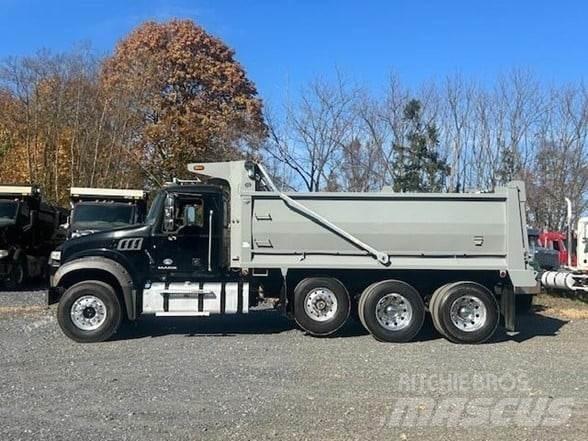 Mack GRANITE GU713 Tippbil