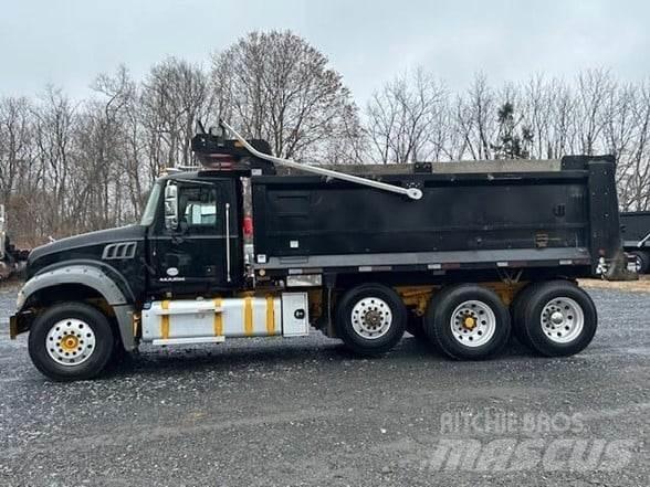Mack GRANITE GU713 Tippbil
