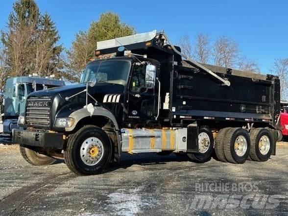 Mack GRANITE GU713 Tippbil