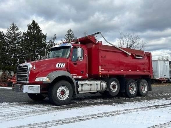 Mack GRANITE GU813 Tippbil