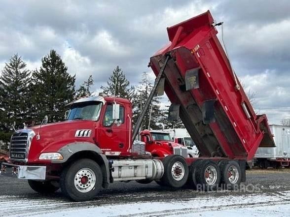 Mack GRANITE GU813 Tippbil