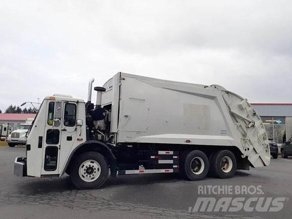 Mack LEU613 Renovasjonsbil