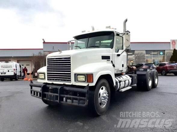 Mack PINNACLE CHU613 Trekkvogner