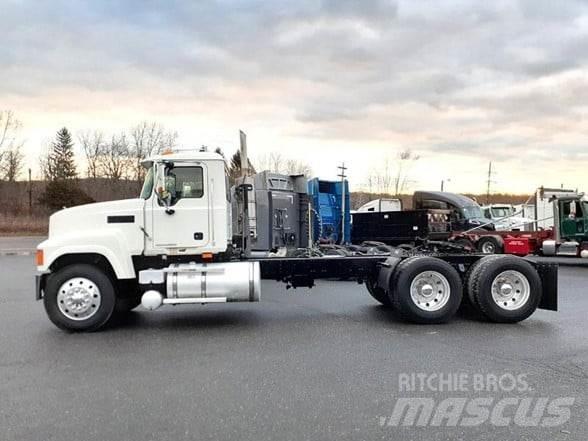 Mack PINNACLE CHU613 Trekkvogner