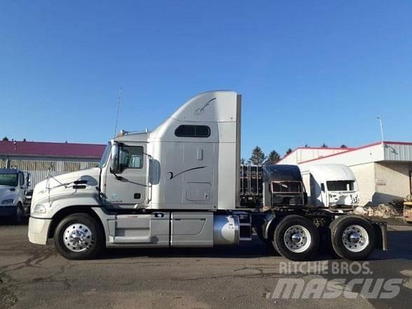 Mack PINNACLE CXU613 Trekkvogner