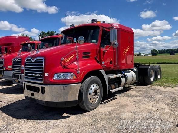 Mack PINNACLE CXU613 Trekkvogner