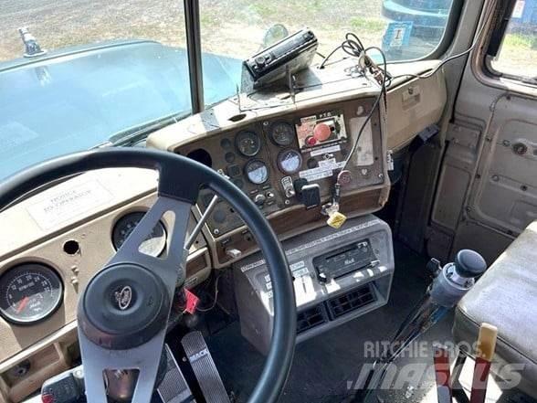 Mack RD686SX Renovasjonsbil