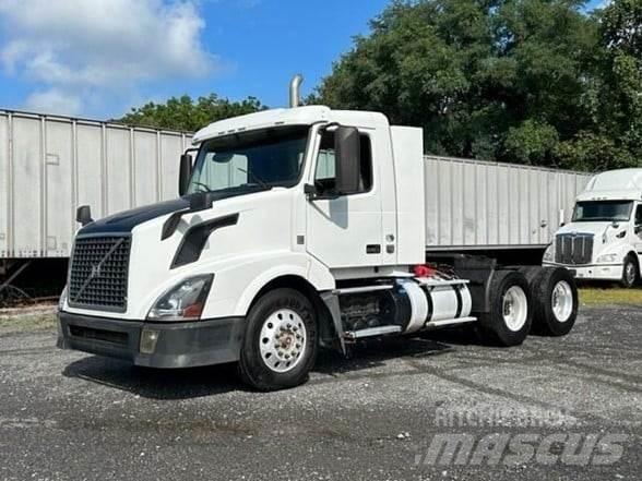 Volvo VNL64T300 Trekkvogner