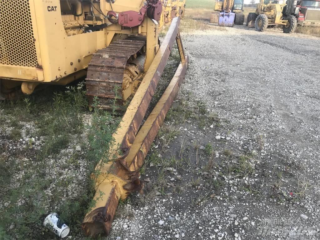 CAT 561 D Rørutleggere