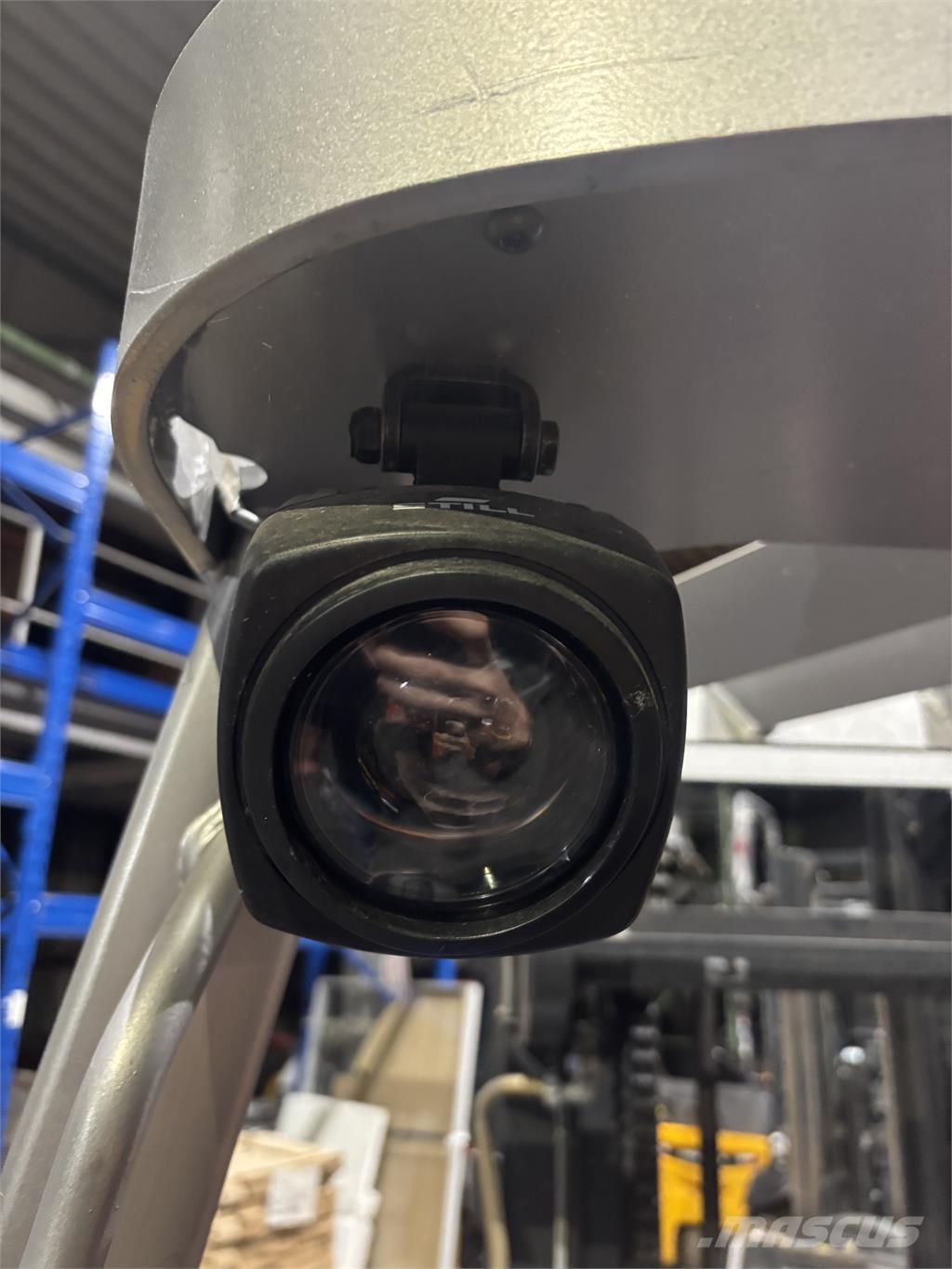 Still FM-X17 Skyvemasttruck