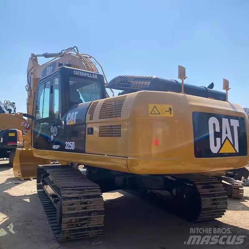 CAT 325 D Beltegraver
