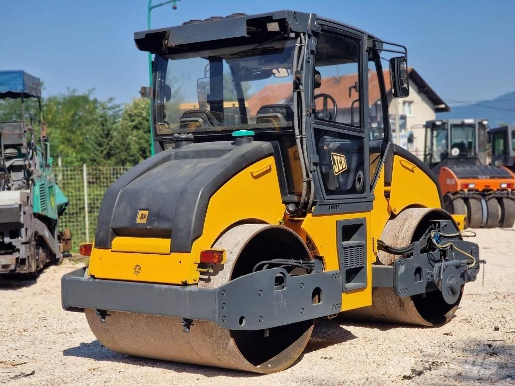 JCB Vibromax VMT 860 Tandem Valser