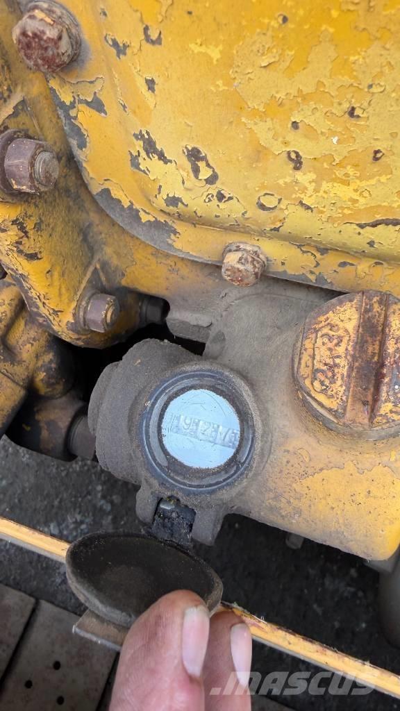 CAT D 2 Dozere Beltegående