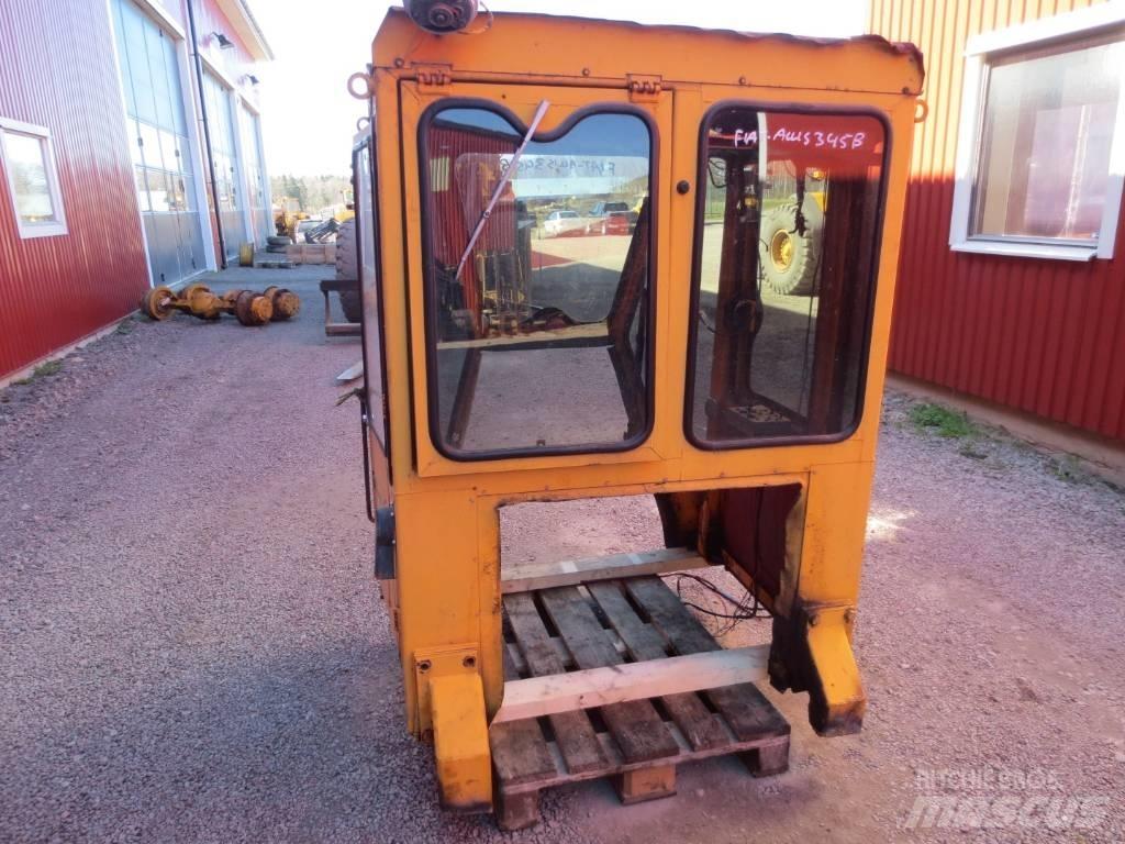 Fiat-Allis 345B Førerhus og Interiør
