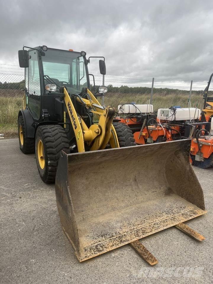 Komatsu WA70M-8EO Kompaktlaster