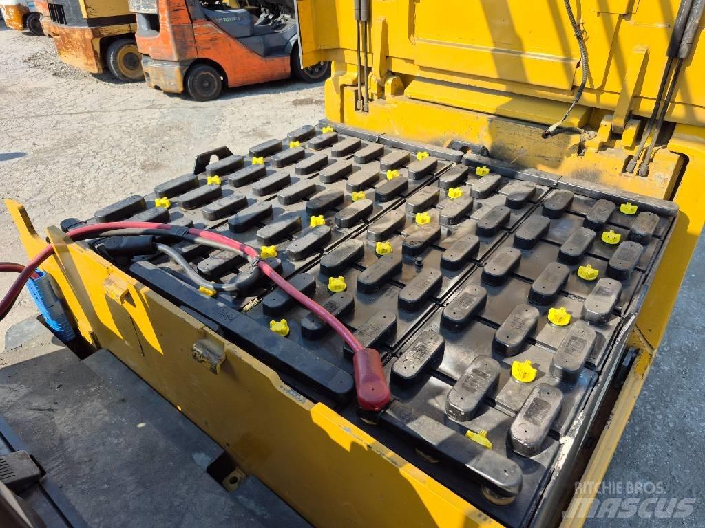 CAT E 12000 Elektriske trucker