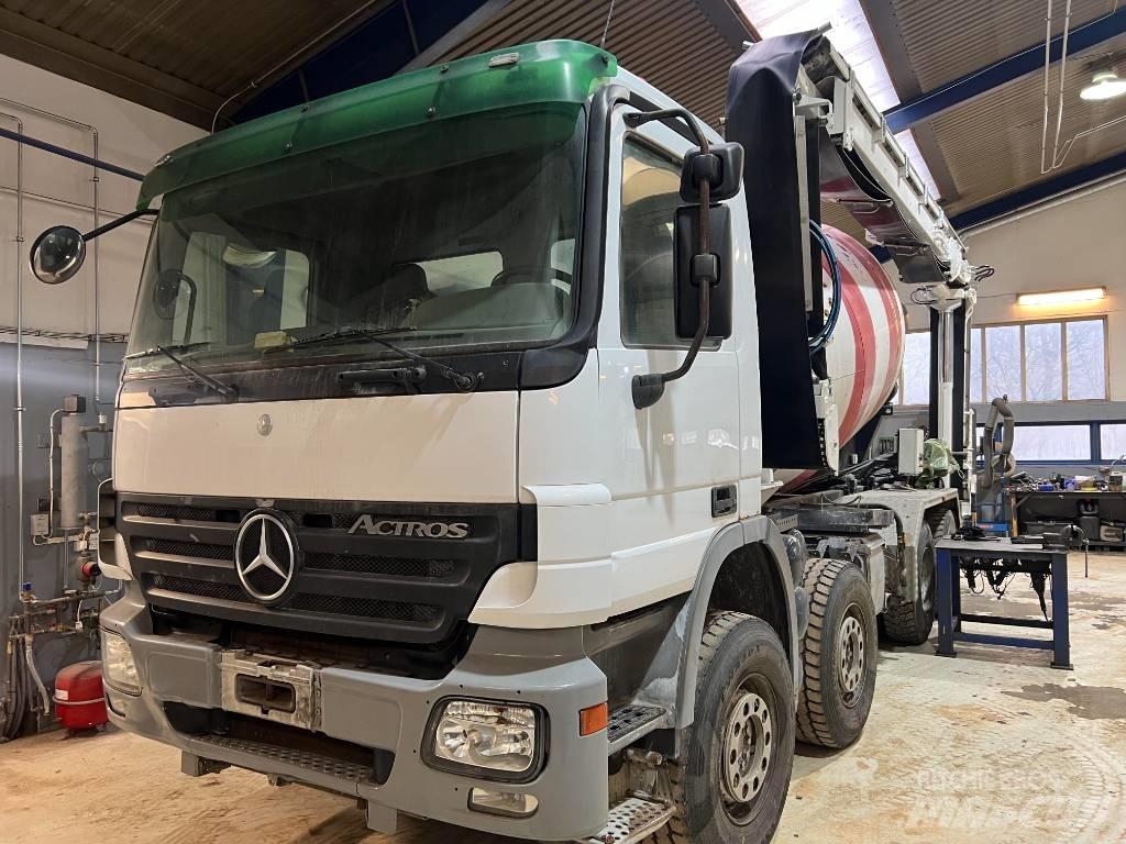 Mercedes-Benz 3244 Betongbiler