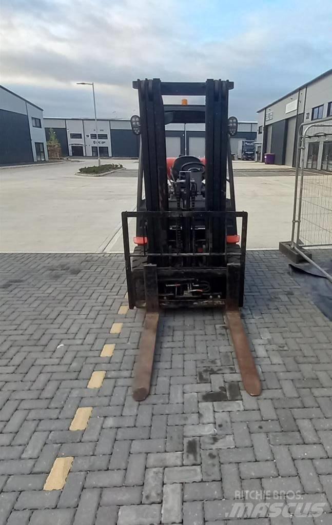 Manitou MI 25 G Propan trucker