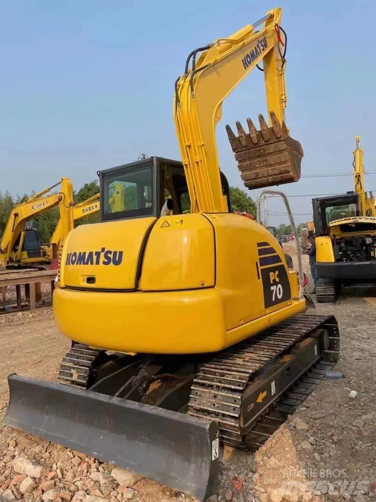 Komatsu PC70-8 Beltegraver