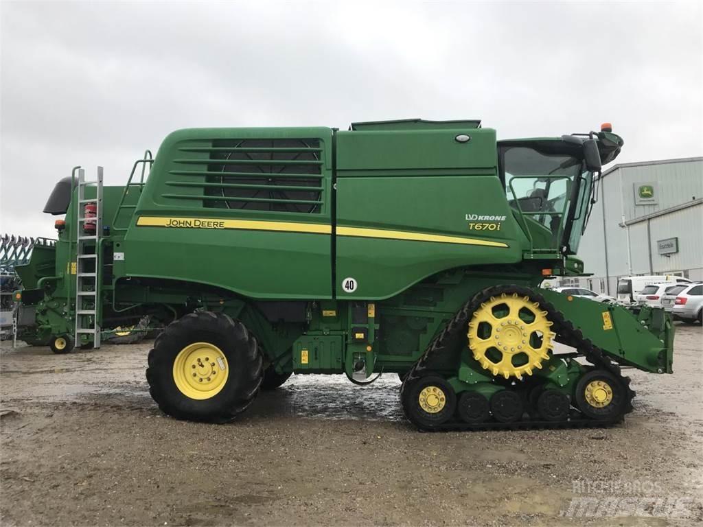 John Deere T670 Skurtreskere