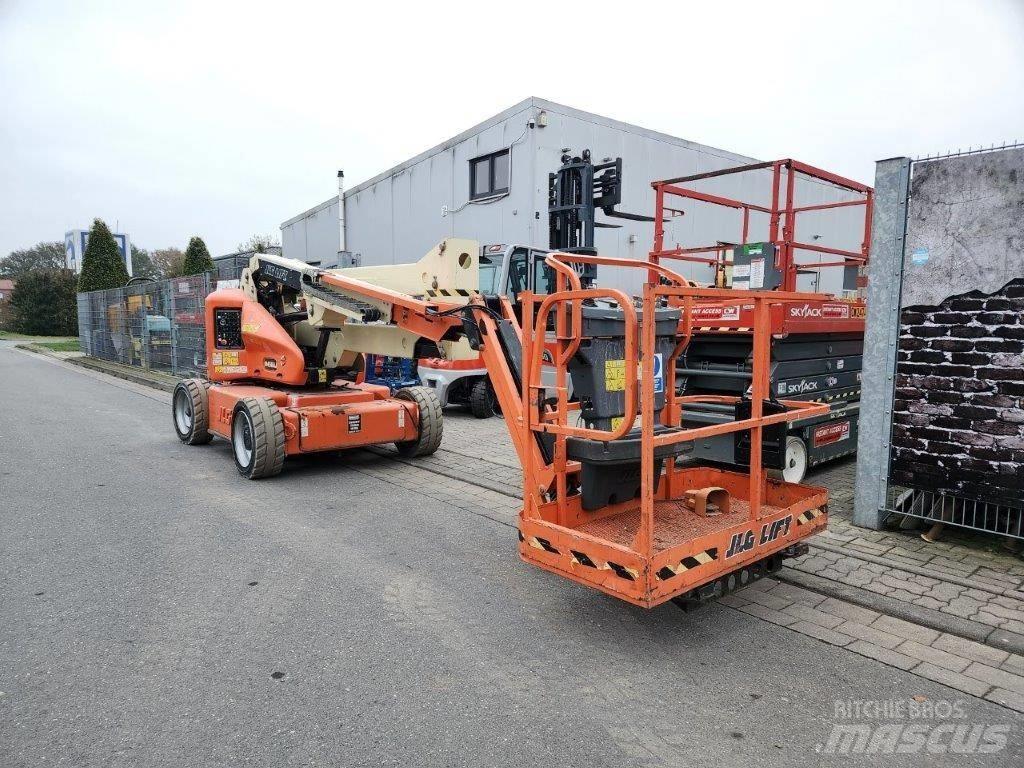 JLG M 450 AJ Leddede bomlifter