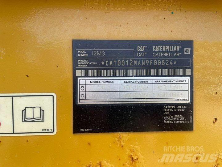 CAT 12 M 3 Veihøvler