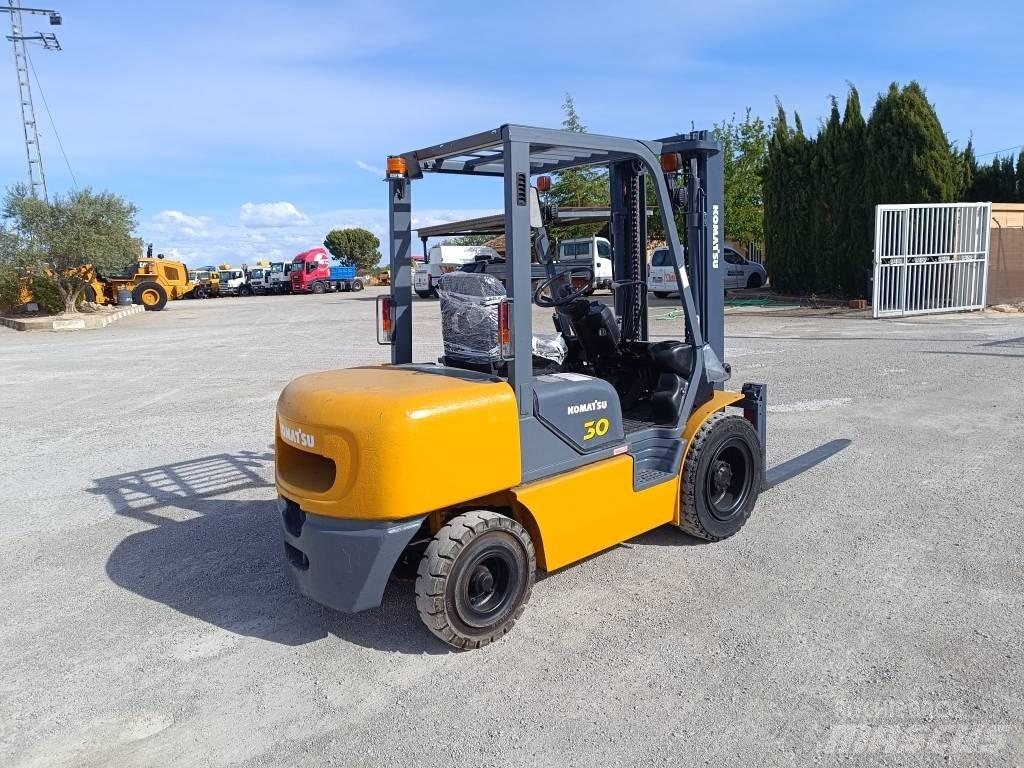 Komatsu FD30T-14 Gaffeltrucker - Annet