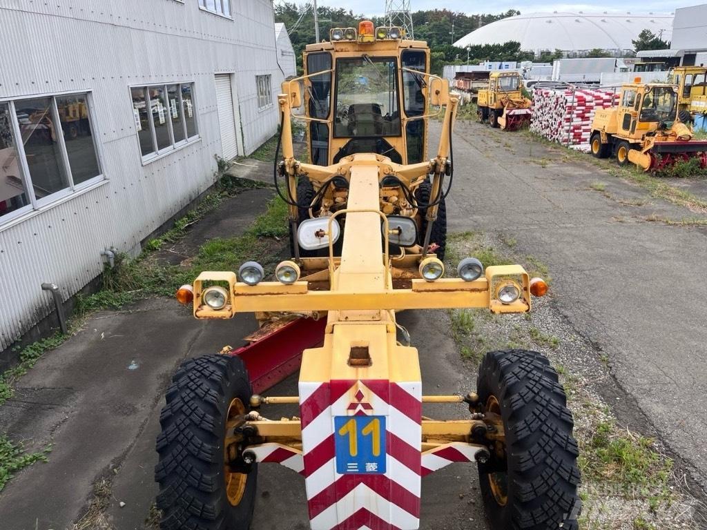 Mitsubishi MG 500 Veihøvler