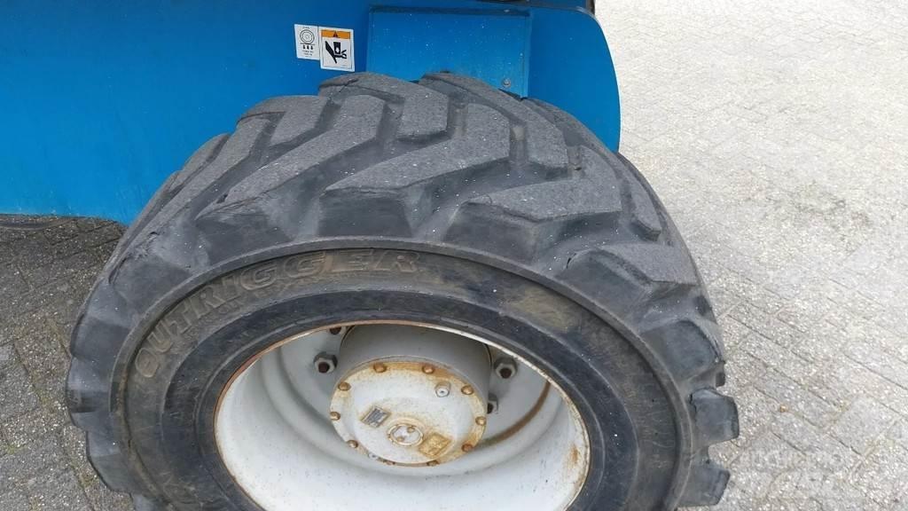 Genie S105 4X4X4 Teleskop bomlifter