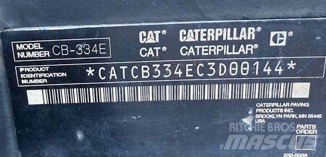 CAT CB 334 E XW Tandem Valser