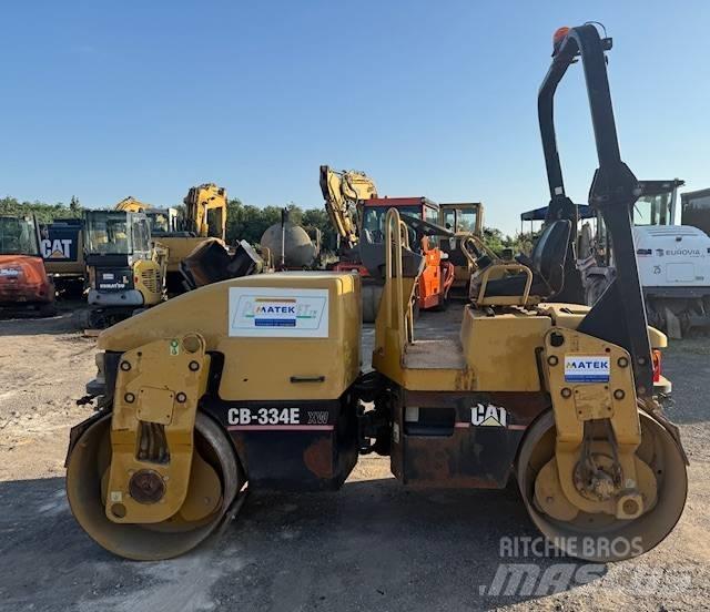 CAT CB 334 E XW Tandem Valser
