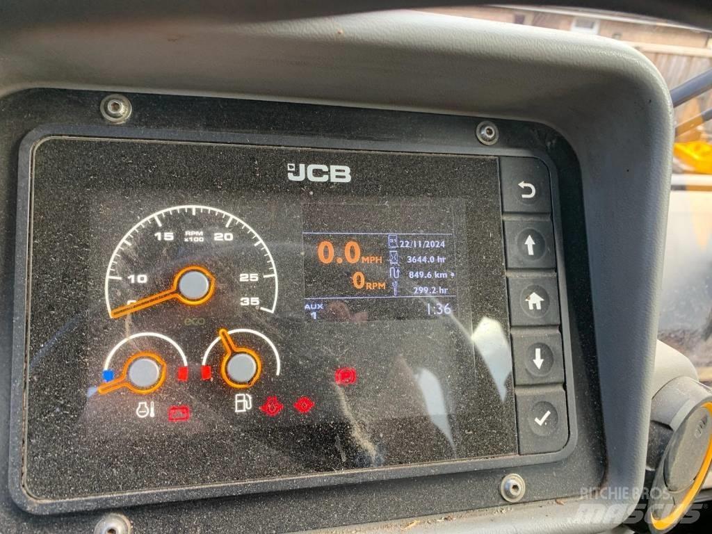 JCB TM 320 S Teleskoplastere for Landbruk