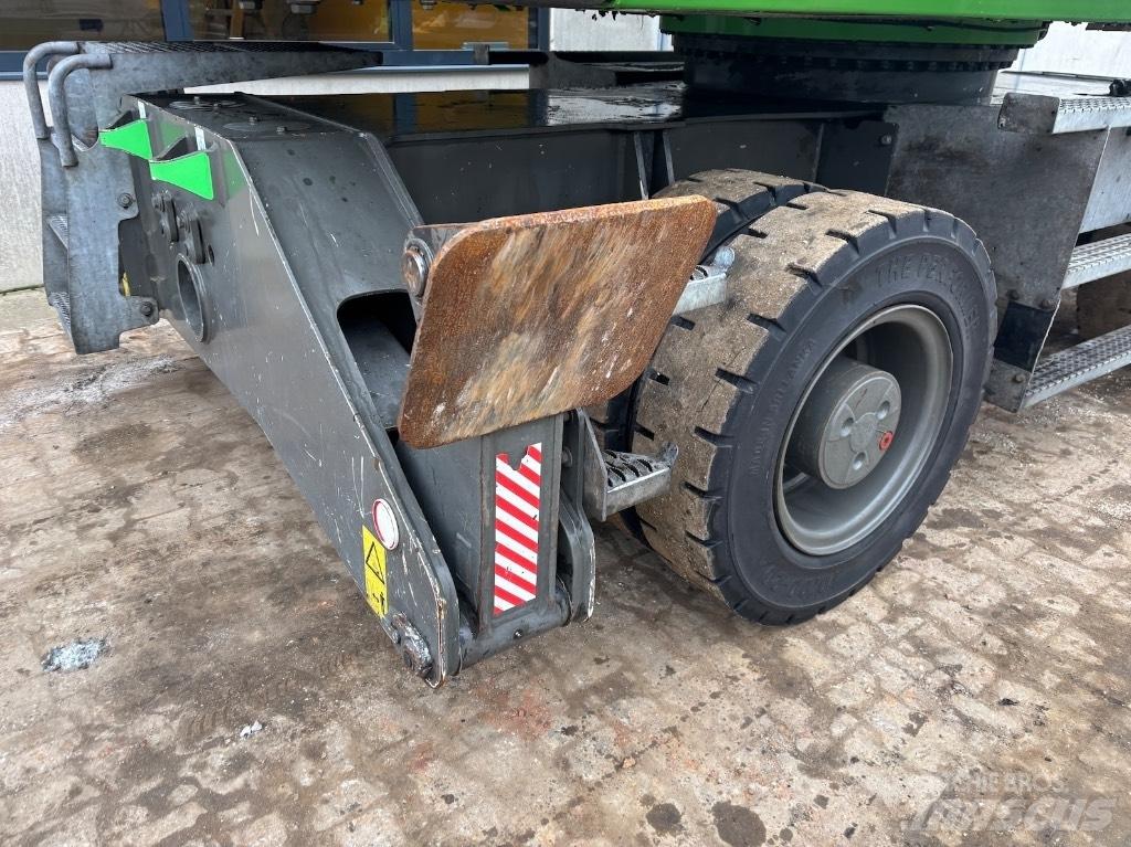 Sennebogen 821 E Gravemaskiner for avfallshåndtering