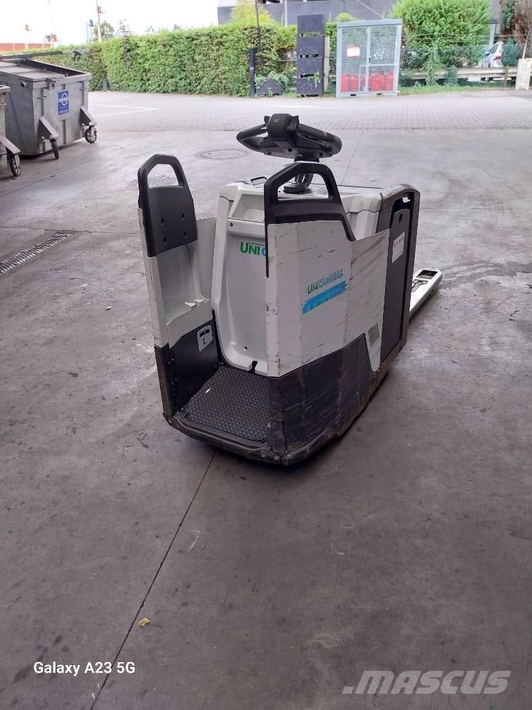 UniCarriers PLR200 Lavtløftende truck med platform
