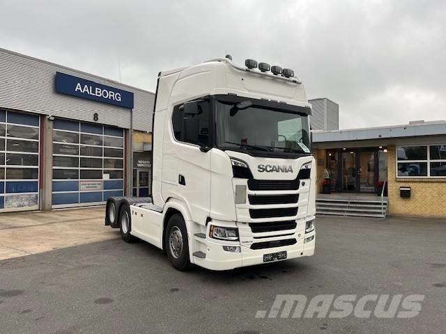 Scania S 590 Trekkvogner