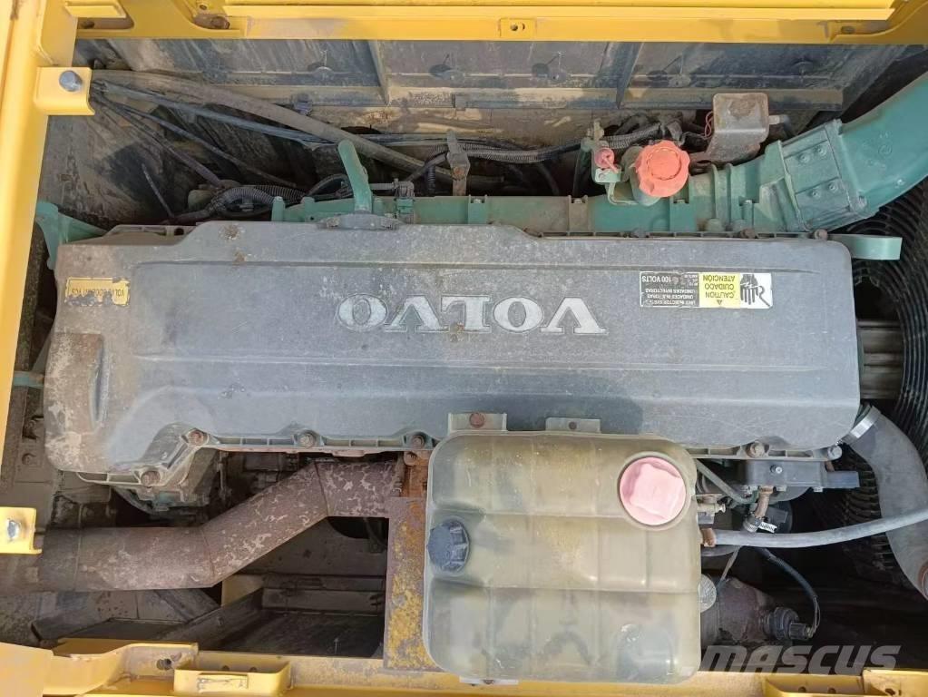Volvo EC 480 Beltegraver