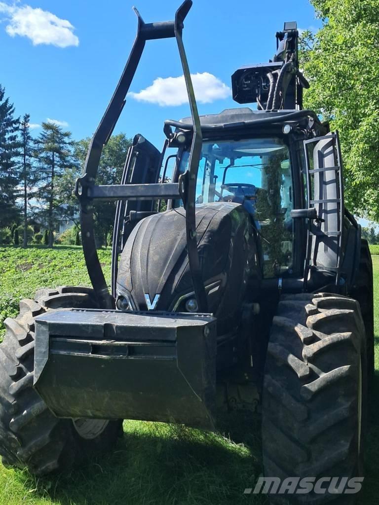 Valtra T 174 Hogstmaskiner