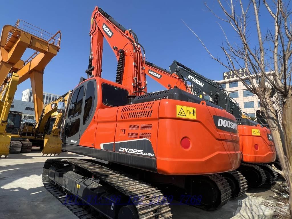Doosan DX225 Beltegraver