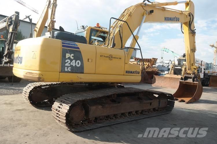 Komatsu PC 240-8 Beltegraver