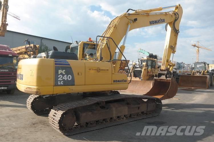 Komatsu PC 240-8 Beltegraver