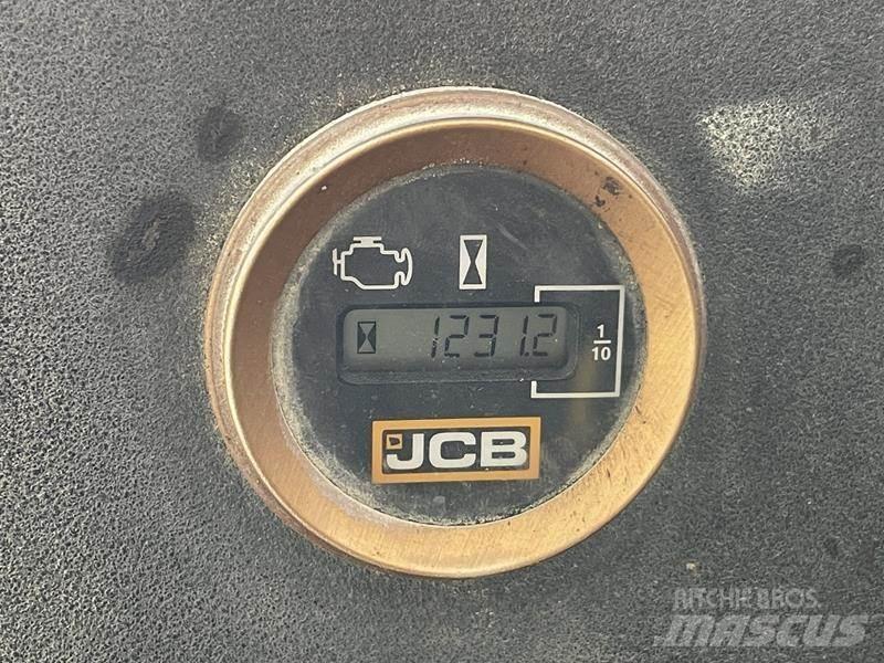 JCB 15 C - 1 Minigravere <7t