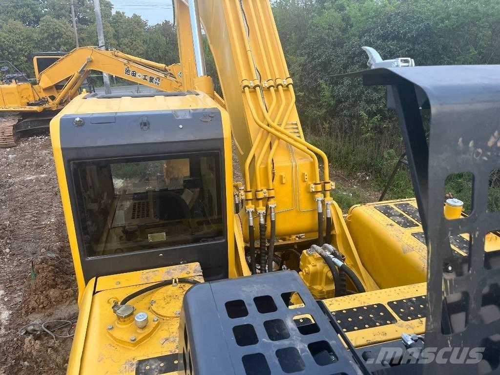 Komatsu PC 450-8 Beltegraver
