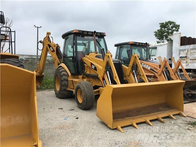CAT 430F Traktorgravere