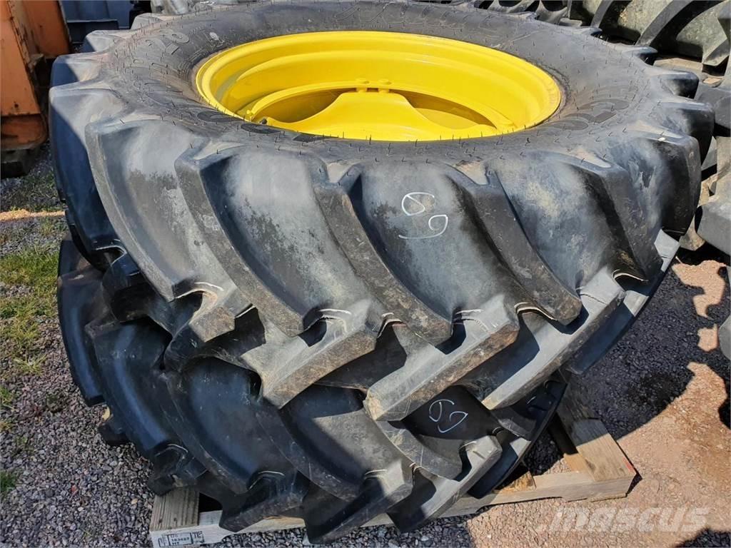 Mitas 420/70R28 x2 Dekk, hjul og felger