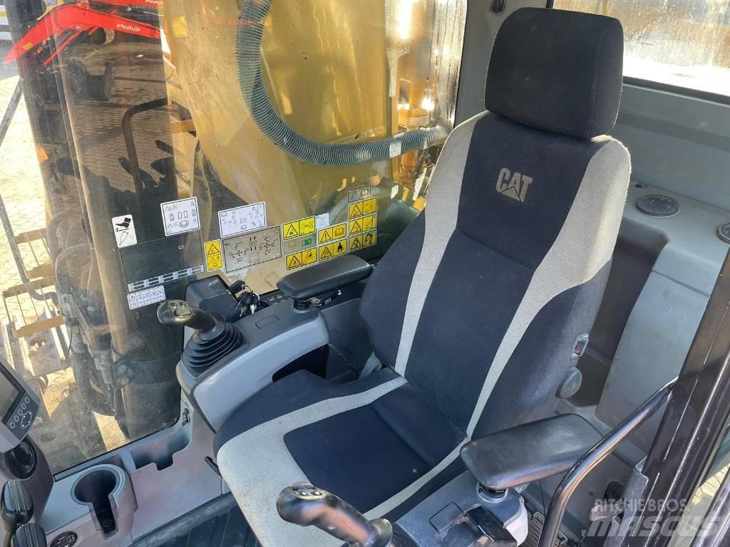 CAT 352 F Beltegraver
