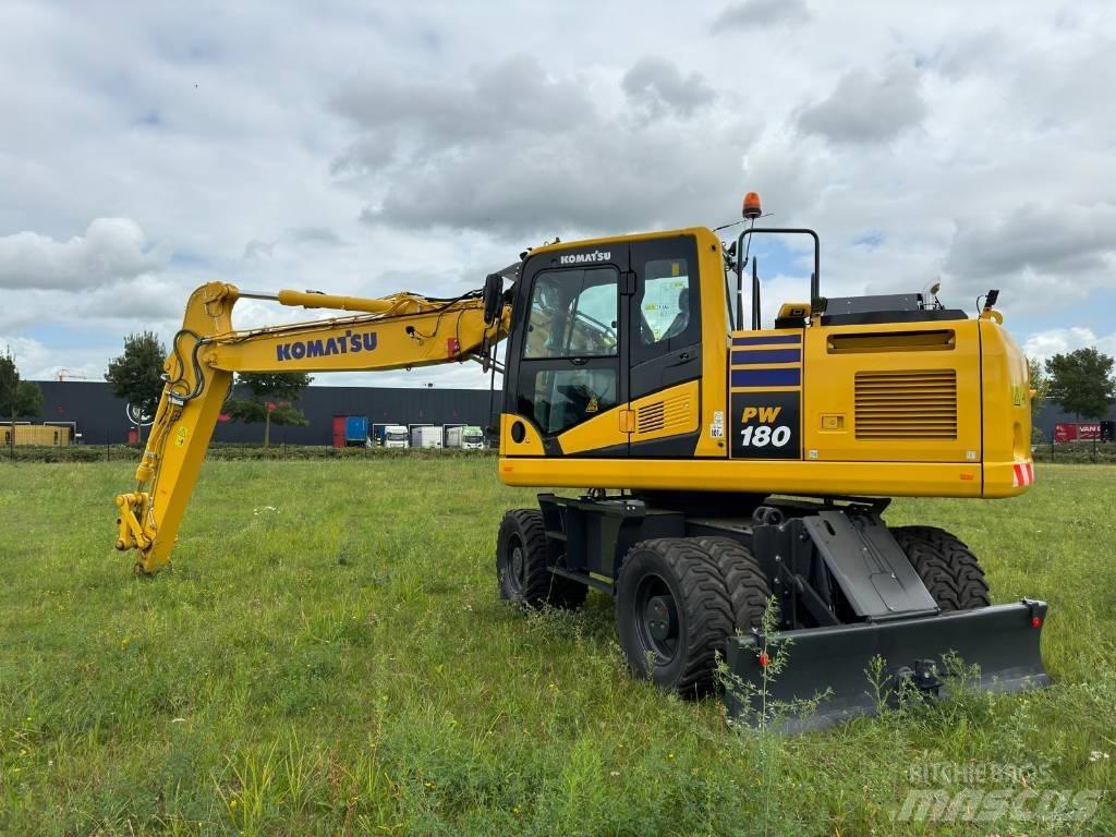 Komatsu PW180-11E0 Hjulgravere