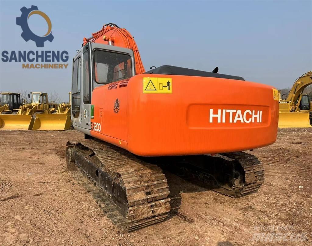 Hitachi EX 200 Beltegraver