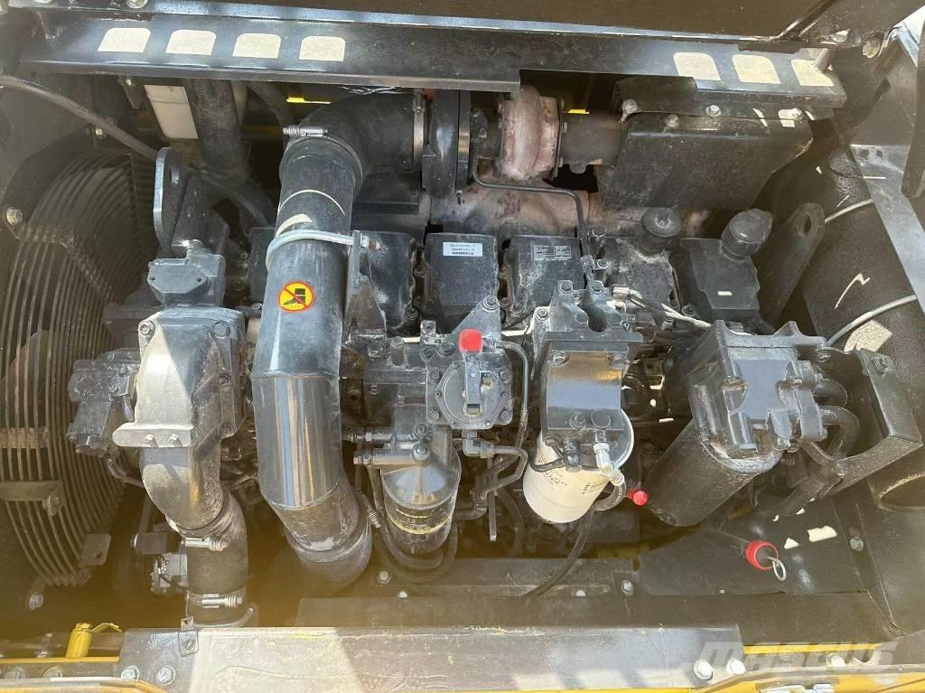 Komatsu PC 400 Beltegraver