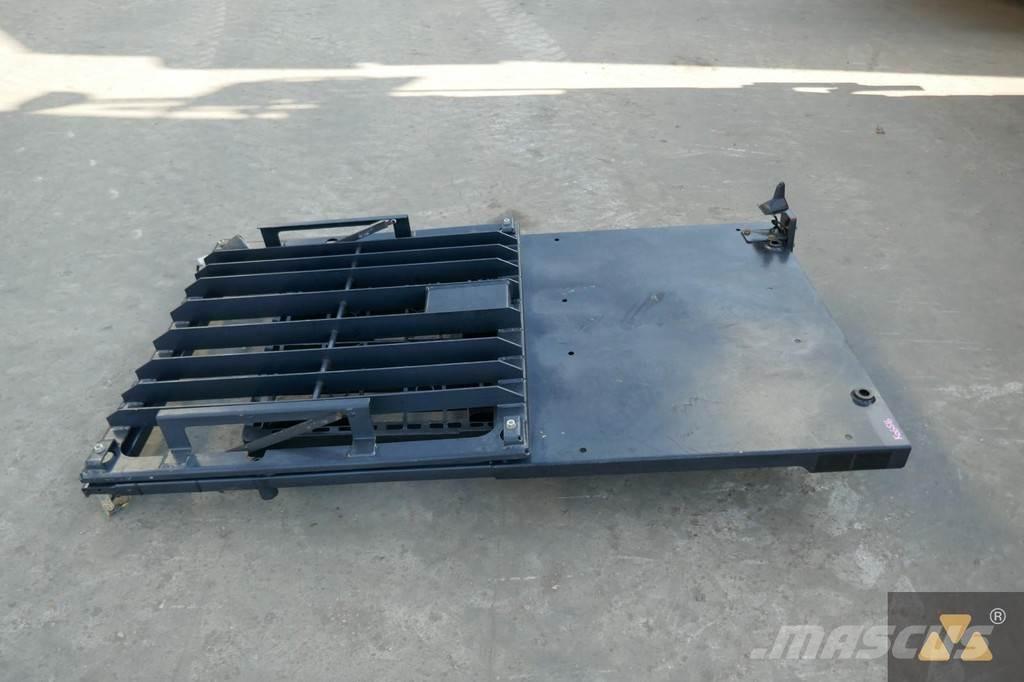 CAT 357-4102 Førerhus og Interiør