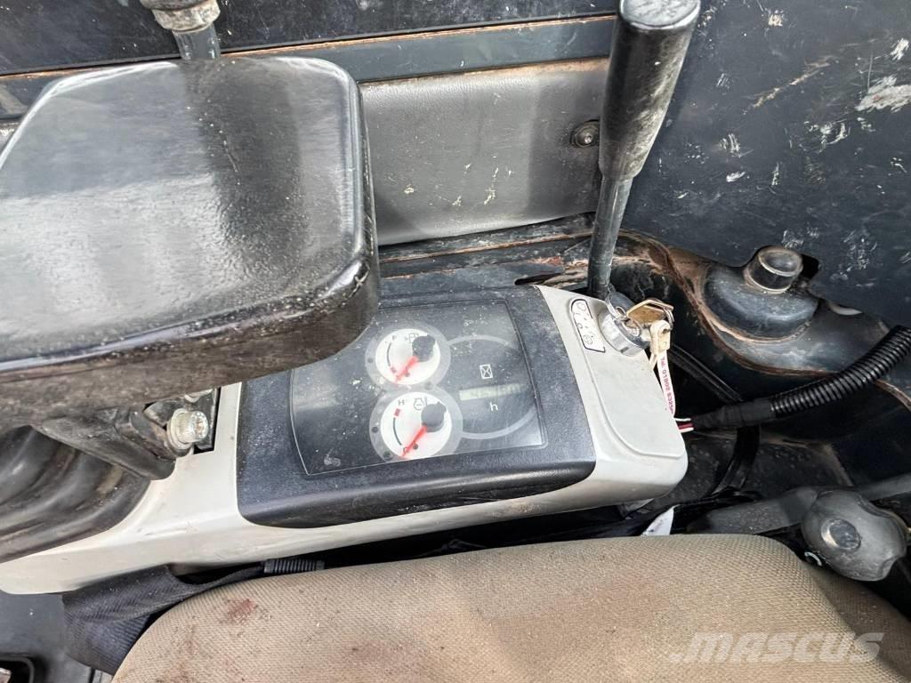 Komatsu PC 26 MR-3 Minigravere <7t